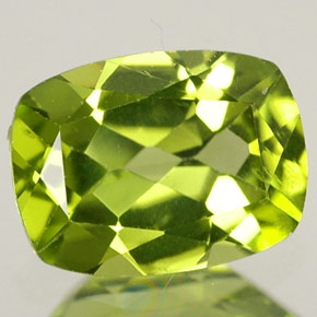 Péridot vert naturelle coupe coussin, 1,45 ct, VVS-VS