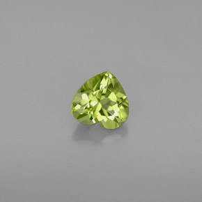 Péridot vert naturelle forme de coeur, 0,56 ct, VS