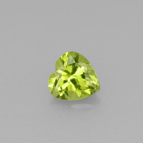 Péridot vert naturelle forme de coeur, 0,52 ct, VS