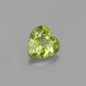Péridot vert naturelle forme de coeur, 0,44 ct, VS
