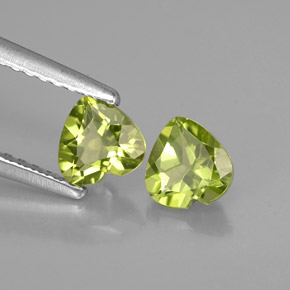 Achetez naturel ct vert péridot gems, forme de coeur, en provenance chine chez gemselect. en stock, livraison internationale!