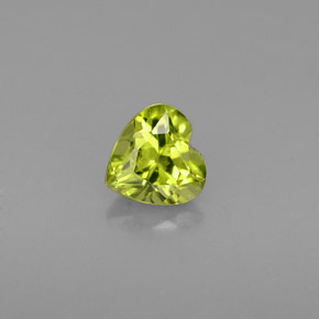 Péridot vert naturelle forme de coeur, 0,49 ct, VS