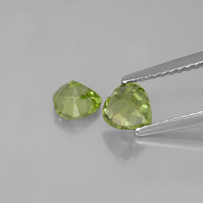 Achetez naturel ct vert péridot gems, forme de coeur, en provenance chine chez gemselect. en stock, livraison internationale!