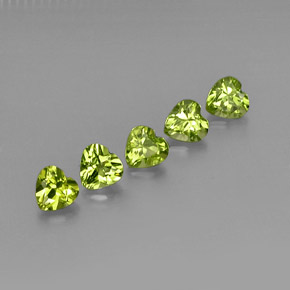Achetez naturel ct vert péridot gems, forme de coeur, en provenance chine chez gemselect. en stock, livraison internationale!