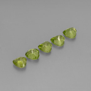 Achetez naturel ct vert péridot gems, forme de coeur, en provenance chine chez gemselect. en stock, livraison internationale!