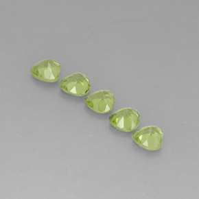 Achetez naturel ct vert péridot gems, forme de coeur, en provenance chine chez gemselect. en stock, livraison internationale!
