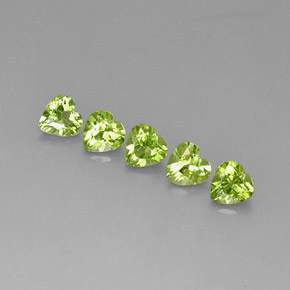 Achetez naturel ct vert péridot gems, forme de coeur, en provenance chine chez gemselect. en stock, livraison internationale!