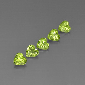Achetez naturel ct vert péridot gems, forme de coeur, en provenance chine chez gemselect. en stock, livraison internationale!