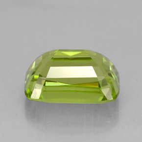 Péridot vert naturelle coupe coussin, 5,74 ct, VVS
