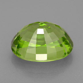 Péridot vert naturelle coupe ovale, 5,82 ct, VVS