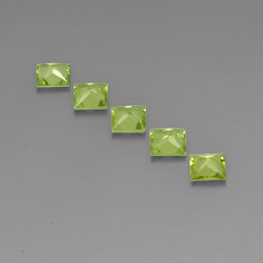 Achetez naturel ct vert péridot gems, carré, en provenance chine chez gemselect. en stock, livraison internationale!