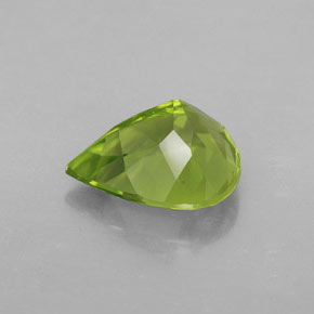 Péridot vert naturelle en forme de poire, 3,16 ct, VVS