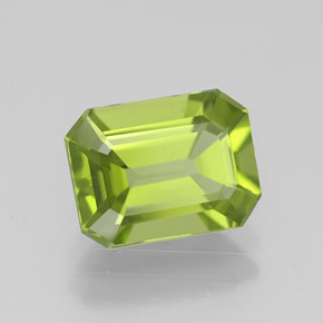 Péridot vert naturelle taille émeraude, 2,09 ct, VVS