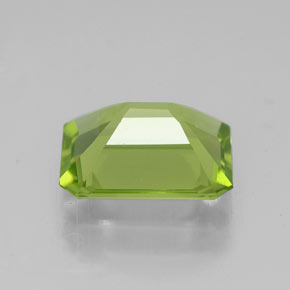 Péridot vert naturelle taille émeraude, 2,04 ct, VVS