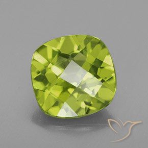 Péridot Vert jaunâtre naturelle Coussin, 2.55 ct, VS