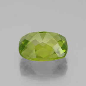 Péridot vert naturelle coupe coussin, 3,08 ct, VS-SI
