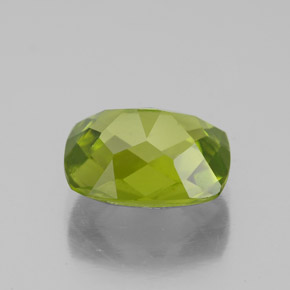 Péridot vert naturelle coupe coussin, 3,00 ct, VS