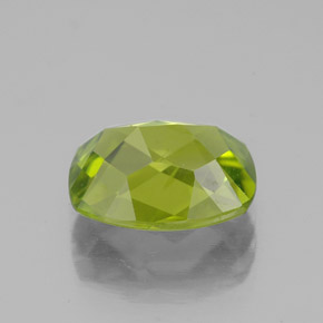 Péridot vert naturelle coupe coussin, 2,50 ct, VS