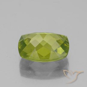 Péridot Vert éclatant naturelle Coussin, 2.54 ct, VS