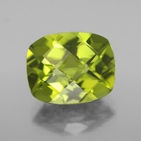 Péridot vert naturelle coupe coussin, 3,16 ct, VS
