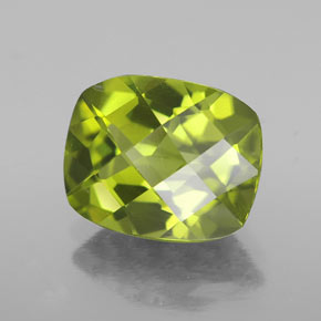 Péridot vert naturelle coupe coussin, 3,16 ct, VS