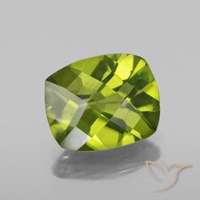 Péridot Vert éclatant naturelle Coussin, 2.65 ct, VS-SI