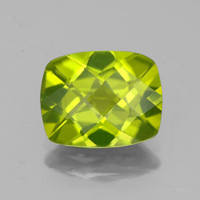 Péridot vert naturelle coupe coussin, 2,72 ct, VS