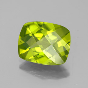 Péridot vert naturelle coupe coussin, 2,72 ct, VS