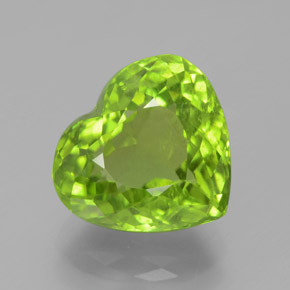 Péridot Vert moyen-léger naturelle Forme de coeur, 5.83 ct, VS-SI