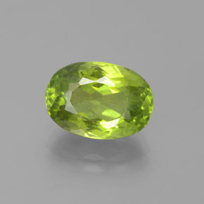 Péridot vert naturelle coupe ovale, 5,47 ct, VS