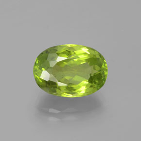 Péridot vert naturelle coupe ovale, 5,47 ct, VS