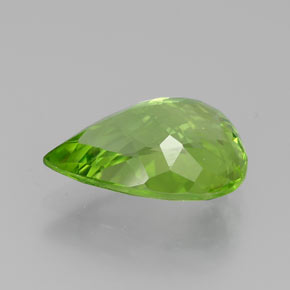 Péridot Vert éclatant naturelle En forme de poire, 5.16 ct, VS