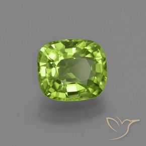 Péridot Vert jaunâtre naturelle Coussin, 2.34 ct, VS