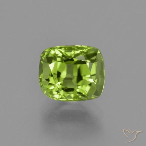 2.35ct Naturel Vert moyen Péridot, Coussin, VS