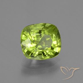 Péridot Vert moyen naturelle Coussin, 2.20 ct, VS