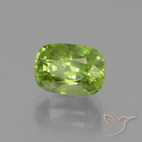 Péridot Vert moyen naturelle Coussin, 2.40 ct, VS