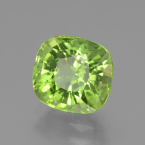 Péridot Vert éclatant naturelle Coupe coussin, 2.47 ct, VS