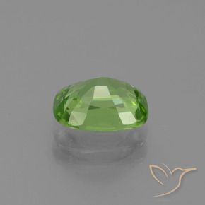 Péridot Vert moyen naturelle Coussin, 2.02 ct, VVS-VS