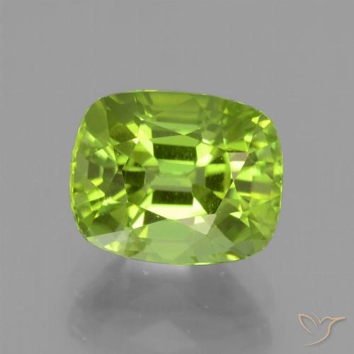 2.38ct Naturel Vert jaunâtre Péridot, Coussin, VS