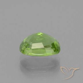 Péridot Vert éclatant naturelle Coussin, 2.40 ct, VS