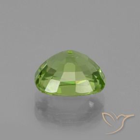 Péridot Vert moyen naturelle Coussin, 2.37 ct, VVS-VS