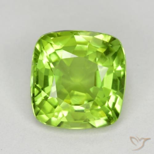 2.22ct Naturel Vert moyen Péridot, Coussin, VS