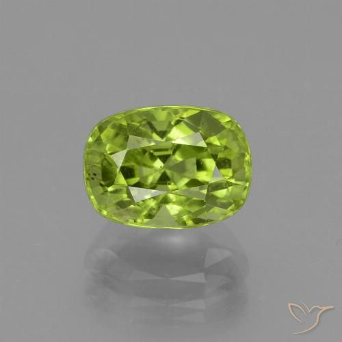 2.45ct Naturel Vert moyen Péridot, Coussin, VS