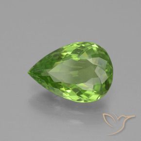 Péridot Vert moyen naturelle En forme de poire, 3.60 ct, VS
