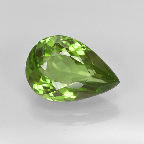 Péridot vert naturelle en forme de poire, 3,40 ct, VS