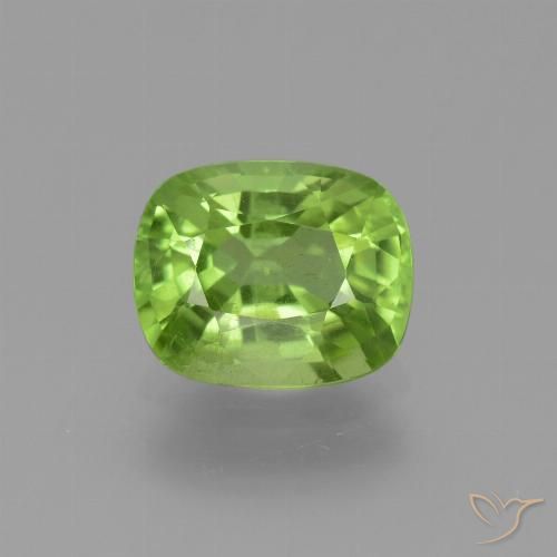 2.33ct Naturel Vert moyen Péridot, Coussin, VS