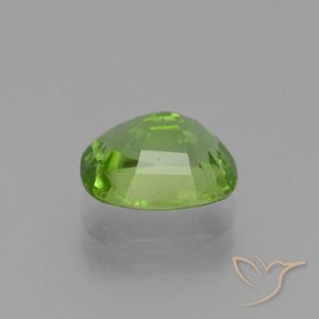 Péridot Vert moyen naturelle Coussin, 2.33 ct, VS