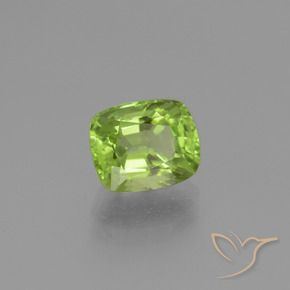 Péridot Vert moyen naturelle Coussin, 2.42 ct, VS
