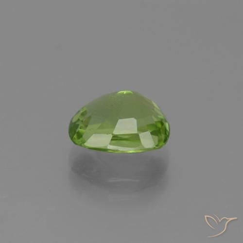 Péridot Vert moyen naturelle Coussin, 2.25 ct, VS