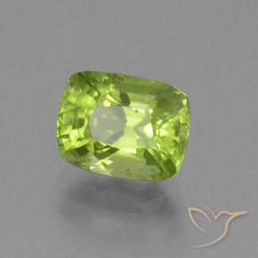 Péridot Vert éclatant naturelle Coussin, 2.52 ct, VS